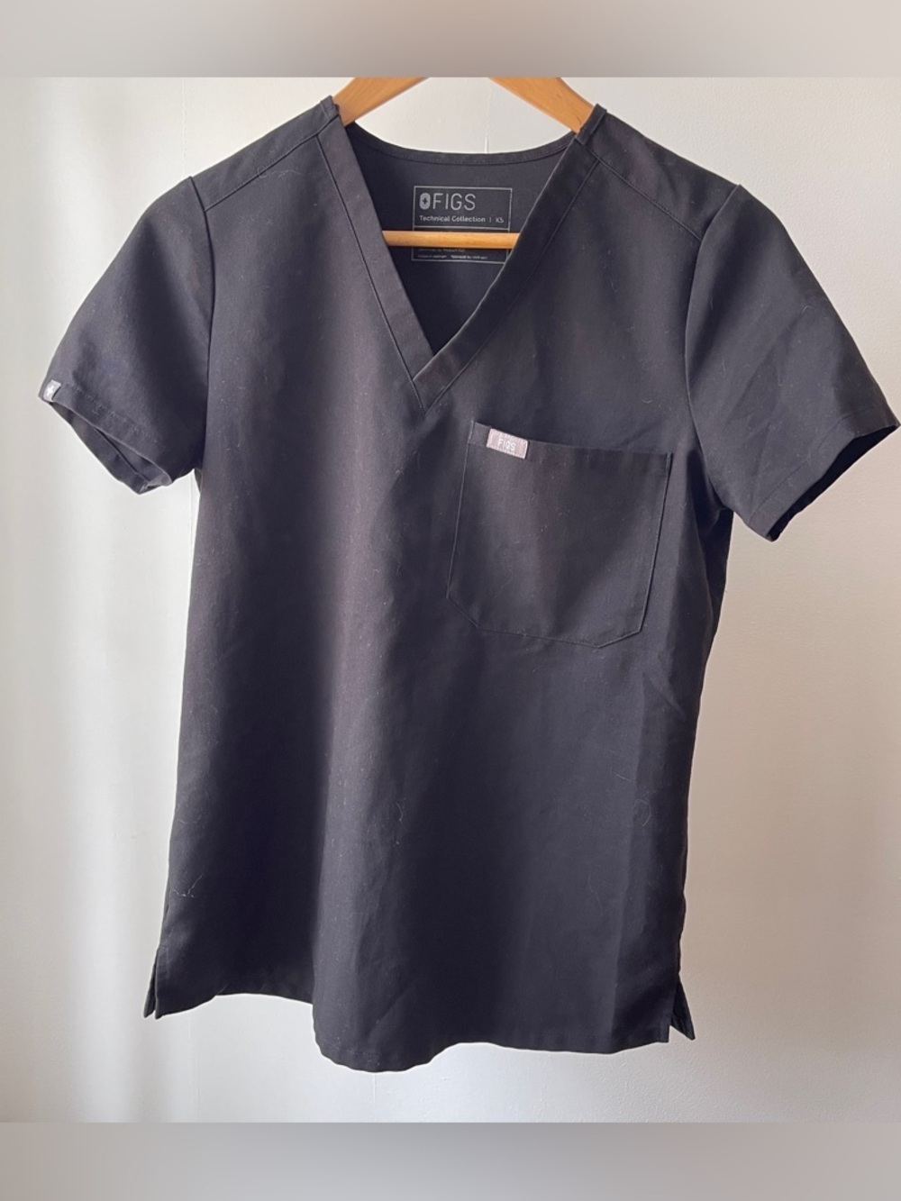 FIGS Black V-Neck Scrub Top Technical Collection XS